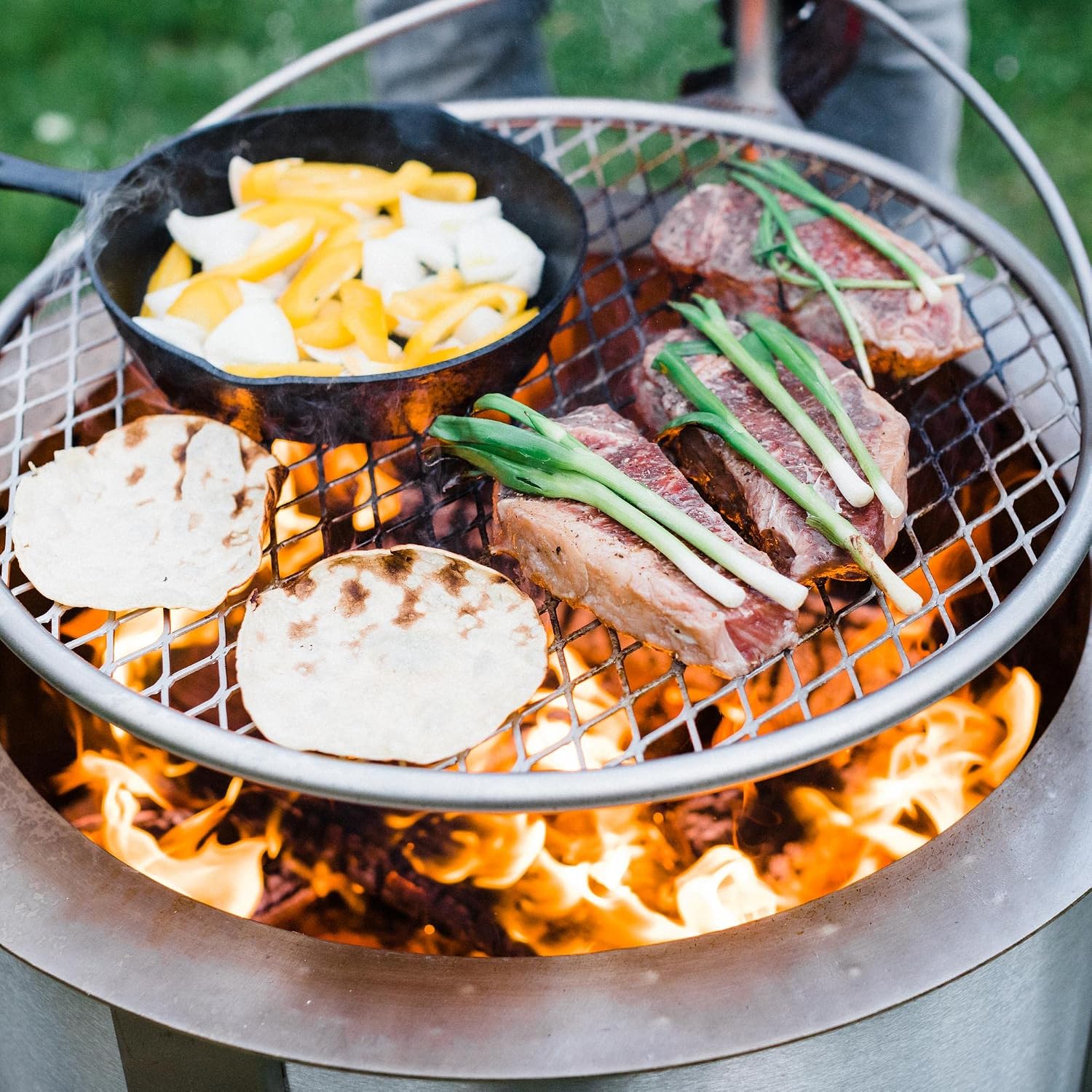 Grille de cuisson pour feu de  - Camping Cooking Grill avis et prix